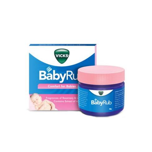 Vicks® BabyRub™ es una fórmula sin medicación que contiene fragancias de eucalipto, romero y lavanda. Combinado con el amor de tus caricias, es perfecto para calmar, aliviar y relajar a tu bebé.